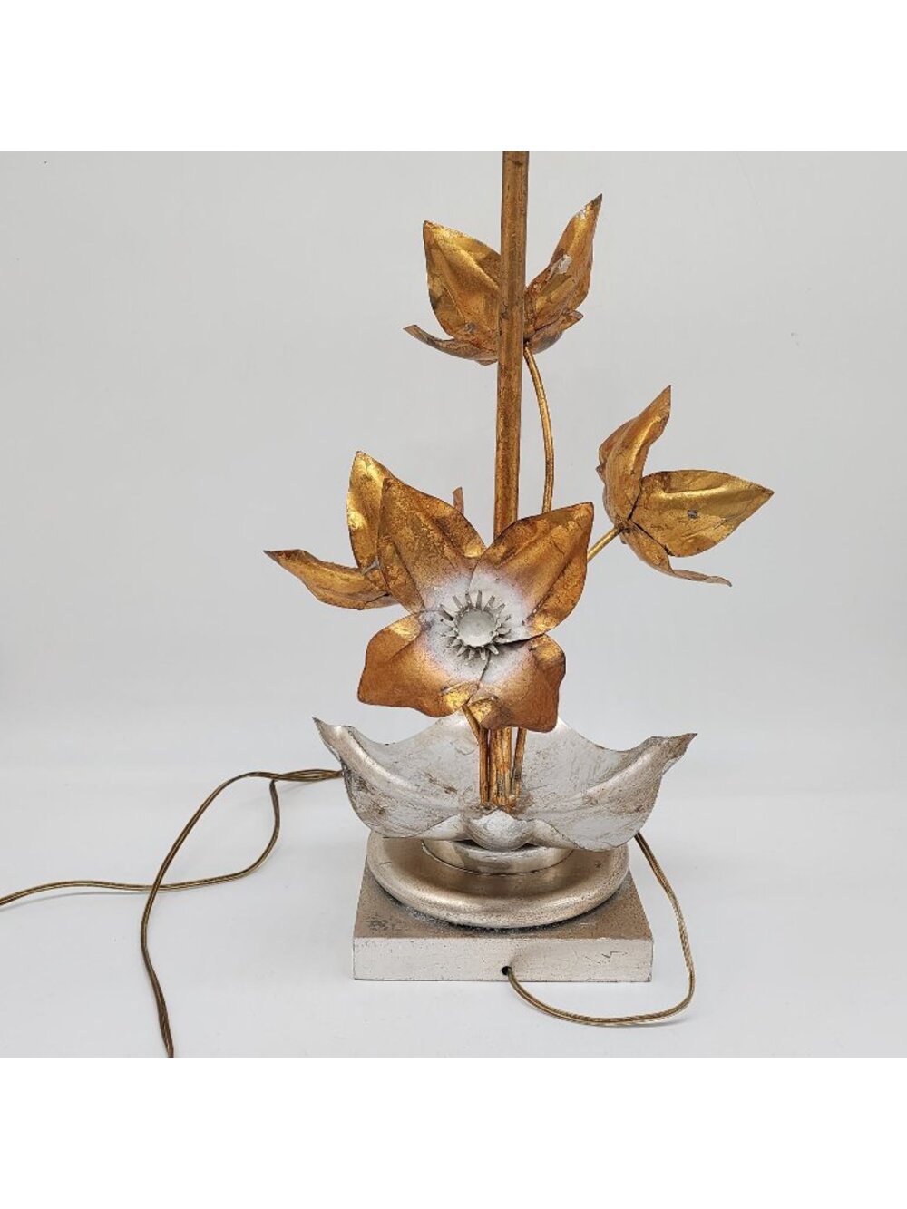 Hollywood Regency Gold Metal Flowers Table Lamp Wooden Base 23" Tall MCM
